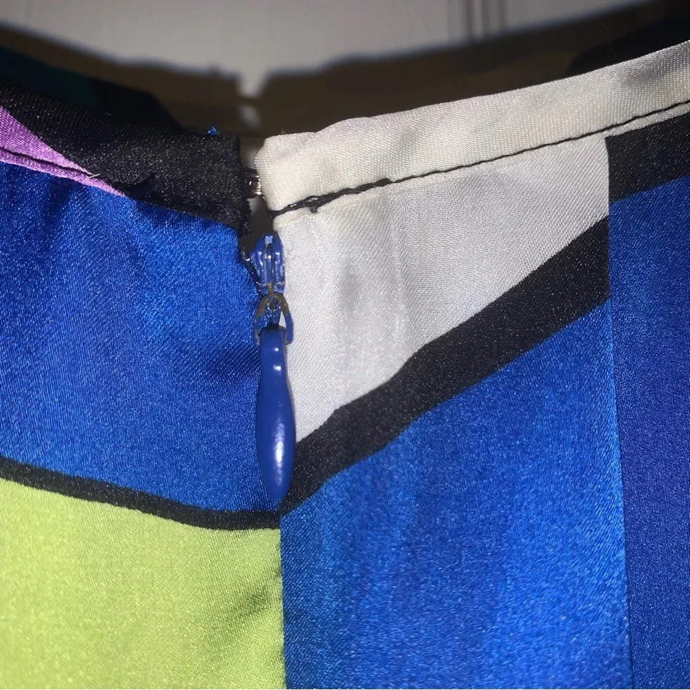 Abstract Multicolor Mini Dress - Picture 4 of 7